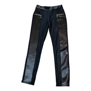 Coco+Carmen Black Houndstooth Faux Leather Fleece Lined Pull On Ponte Pants‎
